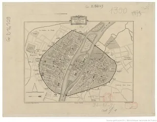 Voici le plan de Paris vers 1300 avec ses fortifications Philippe Auguste. Sur la gauche, on visualise (au Nord !) l'emplacement du Temple de Paris, forcément en dehors de la muraille.